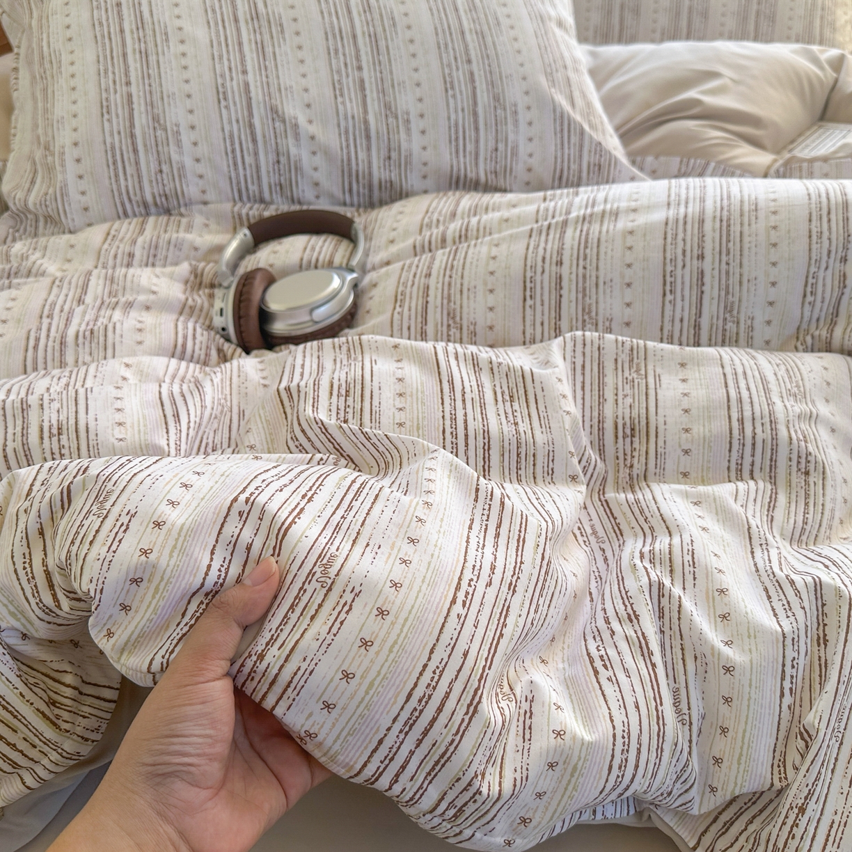 91家纺网 家纺一手货源 找家纺 （总）曼璐家纺 2025新款碎花双拼水洗棉四件套学生宿舍三件套单双人被套和床笠款单被套