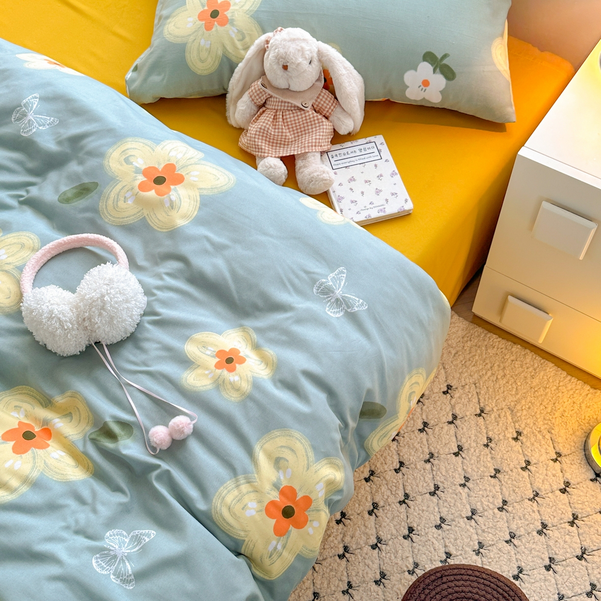 91家纺网 家纺一手货源 找家纺 曼璐家纺 2025新款碎花双拼水洗棉四件套学生宿舍三件套单双人被套和床笠款单被套 闭月羞花