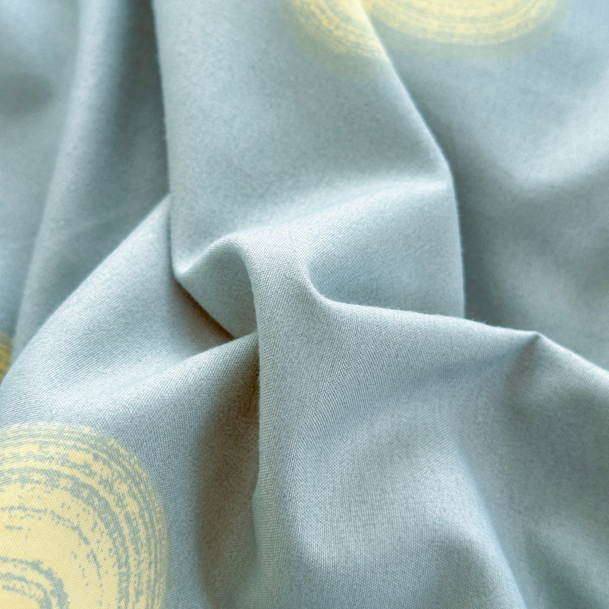 91家纺网 家纺一手货源 找家纺 曼璐家纺 2025新款碎花双拼水洗棉四件套学生宿舍三件套单双人被套和床笠款单被套 闭月羞花