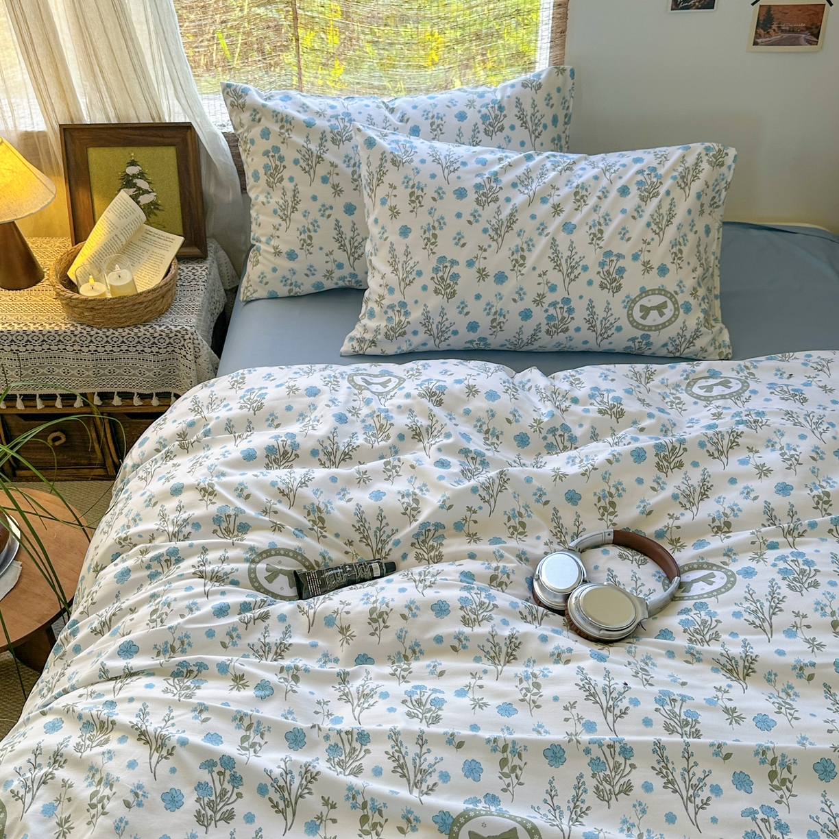 91家纺网 家纺一手货源 找家纺 曼璐家纺 2025新款碎花双拼水洗棉四件套学生宿舍三件套单双人被套和床笠款单被套 假日-蓝