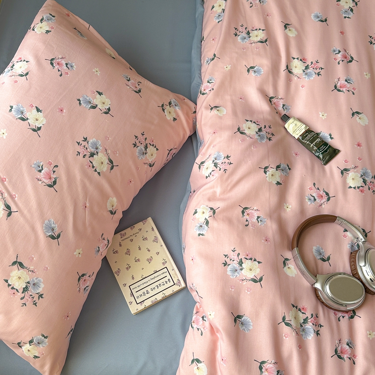 91家纺网 家纺一手货源 找家纺 曼璐家纺 2025新款碎花双拼水洗棉四件套学生宿舍三件套单双人被套和床笠款单被套 静香-粉