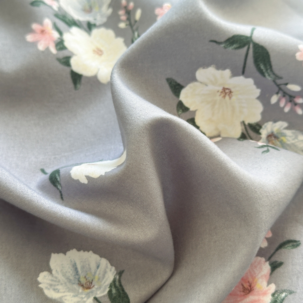 91家纺网 家纺一手货源 找家纺 曼璐家纺 2025新款碎花双拼水洗棉四件套学生宿舍三件套单双人被套和床笠款单被套 静香-灰