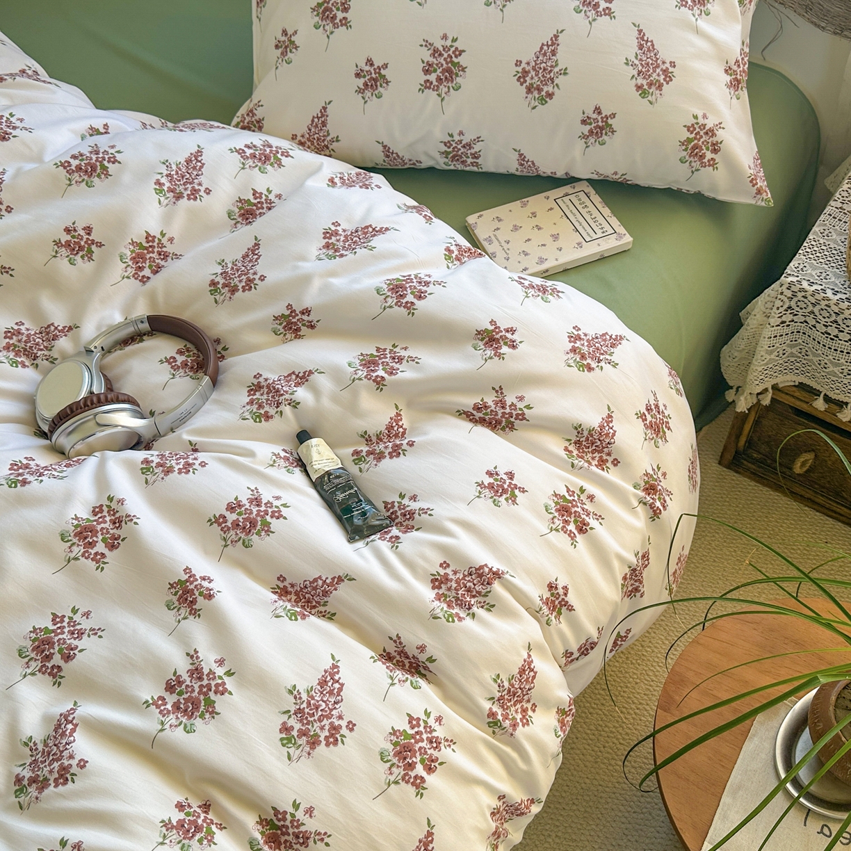 91家纺网 家纺一手货源 找家纺 曼璐家纺 2025新款碎花双拼水洗棉四件套学生宿舍三件套单双人被套和床笠款单被套 南枝