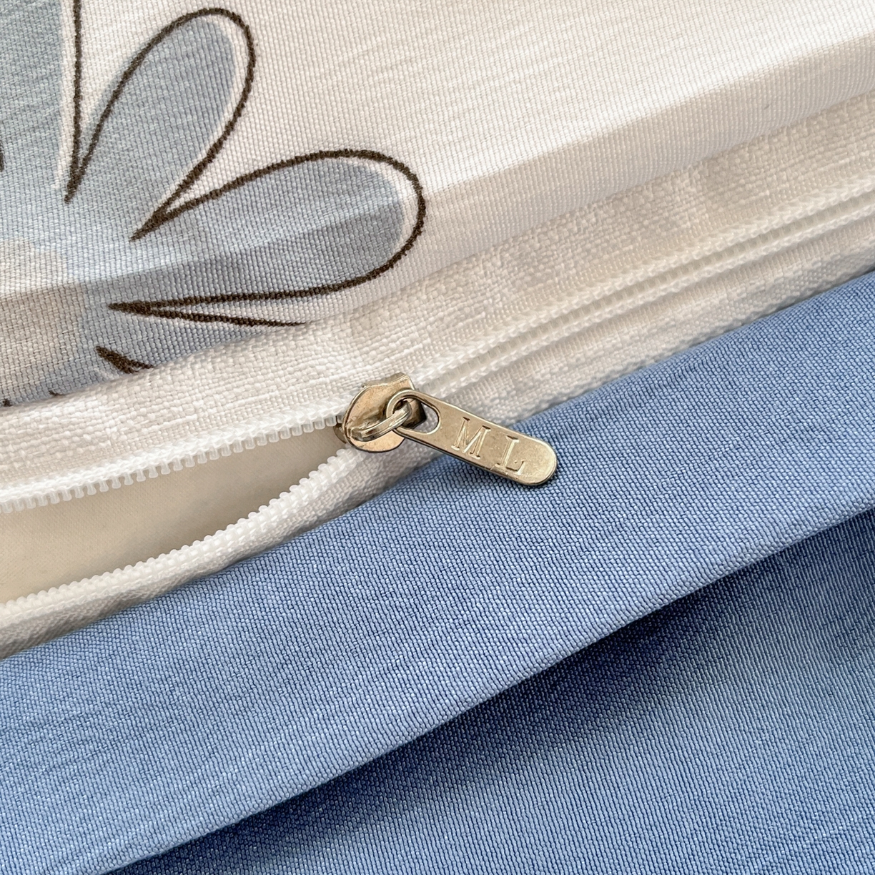 91家纺网 家纺一手货源 找家纺 曼璐家纺 2025新款碎花双拼水洗棉四件套学生宿舍三件套单双人被套和床笠款单被套 欣欣向荣