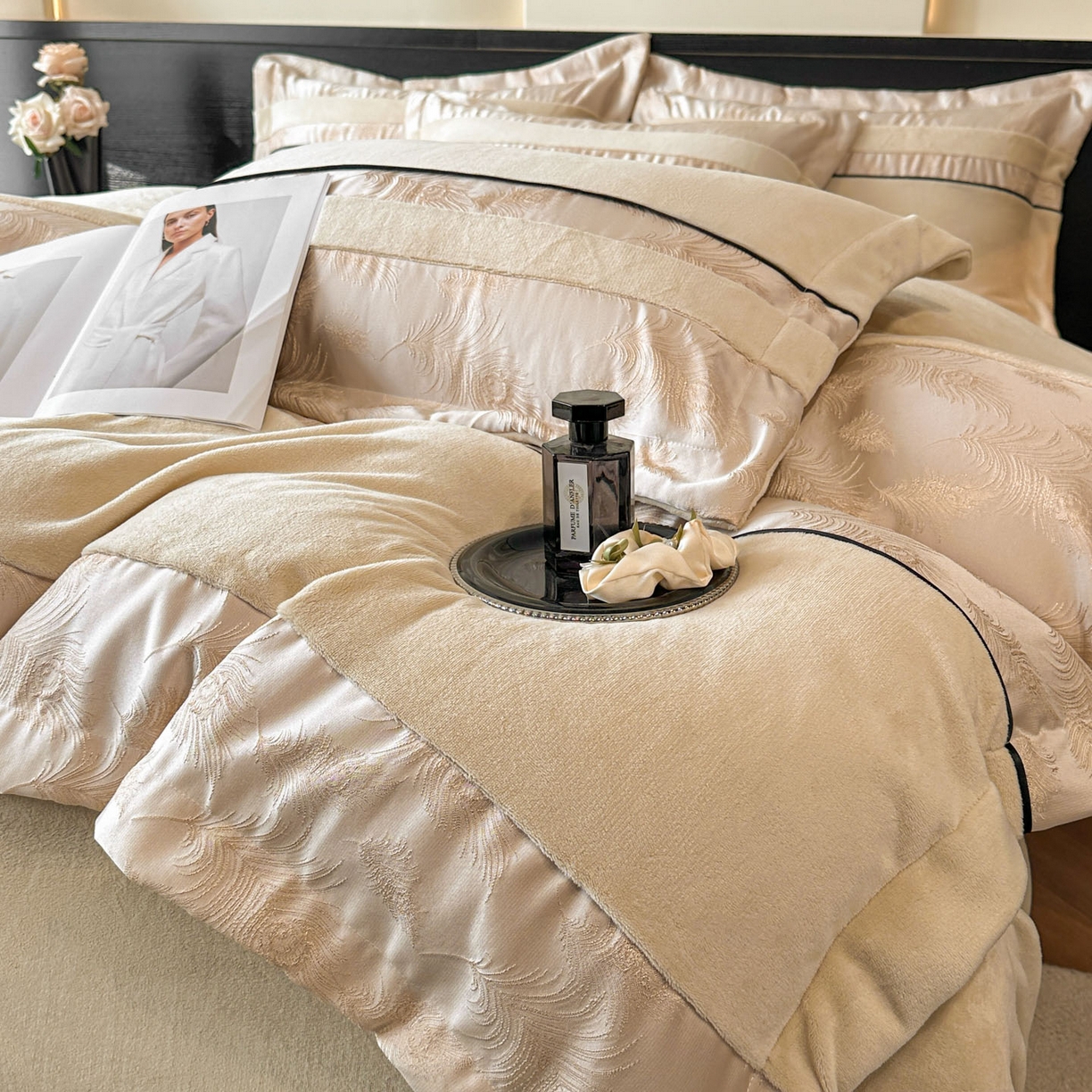 91家纺网 家纺一手货源 找家纺 博纳家纺 2025新款加厚牛奶绒雕花刺绣拼角四件套-羽皇 控价劵后168（严格按控价来） 羽皇-香槟