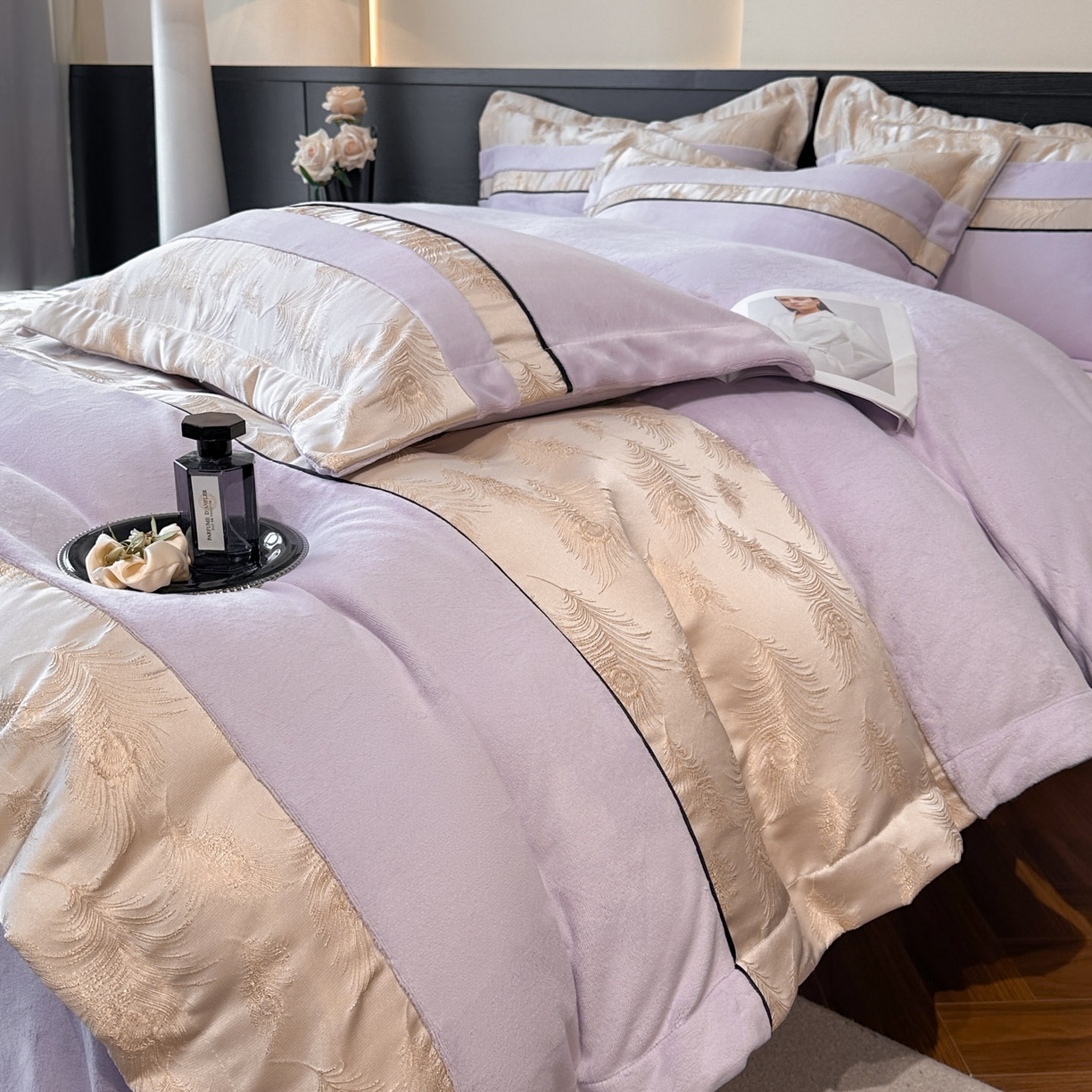 91家纺网 家纺一手货源 找家纺 博纳家纺 2025新款加厚牛奶绒雕花刺绣拼角四件套-羽皇 控价劵后168（严格按控价来） 羽皇-浅紫
