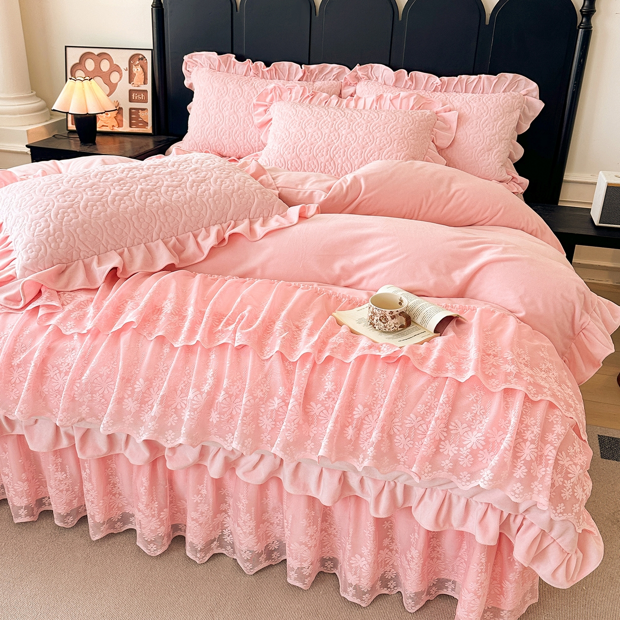 91家纺网 家纺一手货源 找家纺 情恒家纺 2025新款宝宝绒单品床盖床盖三件套玫瑰盛典系列 玫瑰盛典 香妃粉