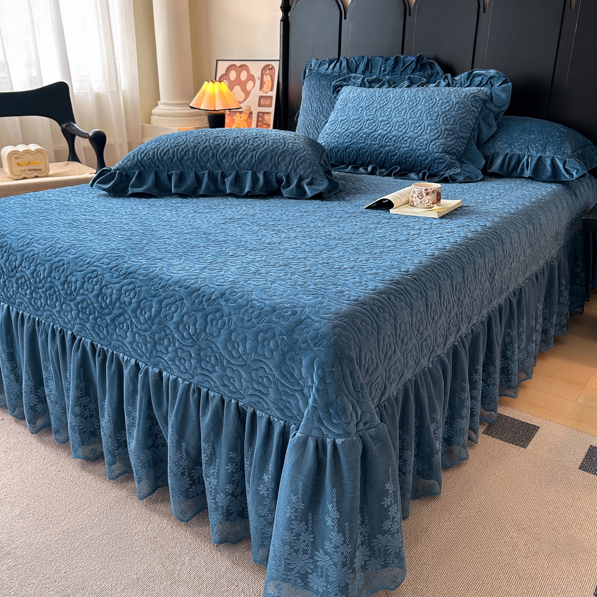 91家纺网 家纺一手货源 找家纺 情恒家纺 2025新款宝宝绒单品床盖床盖三件套玫瑰盛典系列 玫瑰盛典 深海蓝