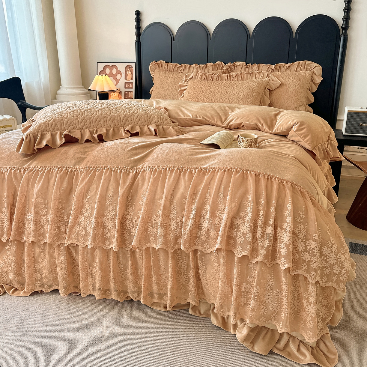 91家纺网 家纺一手货源 找家纺 情恒家纺 2025新款宝宝绒单品床盖床盖三件套玫瑰盛典系列 玫瑰盛典 暖驼色