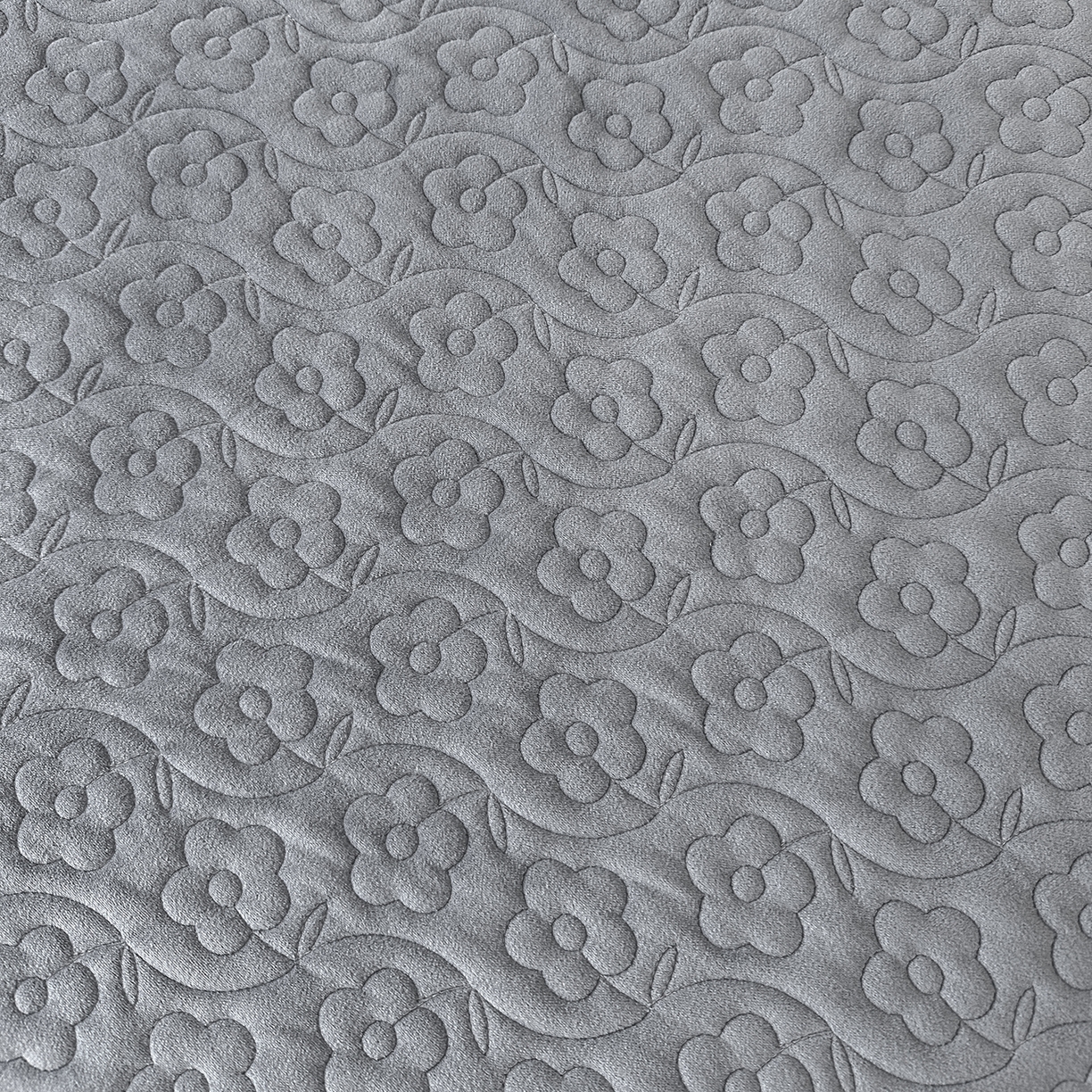 91家纺网 家纺一手货源 找家纺 情恒家纺 2025新款宝宝绒单品床盖床盖三件套玫瑰盛典系列 玫瑰盛典 静夜灰