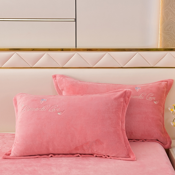 91家纺网 家纺一手货源 找家纺 （总）绒小宣  2025新款加厚牛奶绒刺绣花保暖四件套-花开富贵提供买家秀