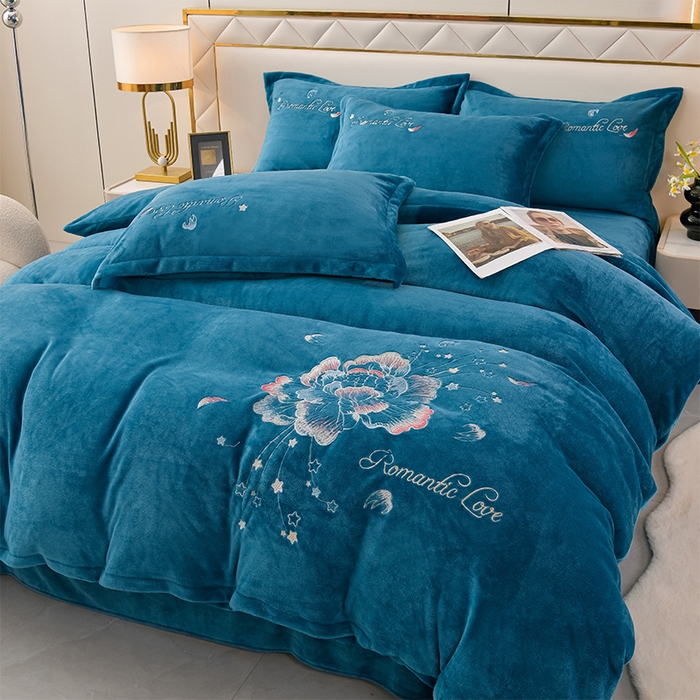 绒小宣  2025新款加厚牛奶绒刺绣花保暖四件套-花开富贵提供买家秀 花开富贵-宝石蓝