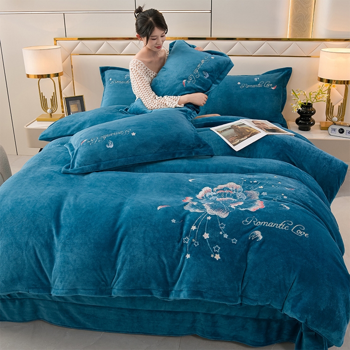 91家纺网 家纺一手货源 找家纺 绒小宣  2025新款加厚牛奶绒刺绣花保暖四件套-花开富贵提供买家秀 花开富贵-宝石蓝