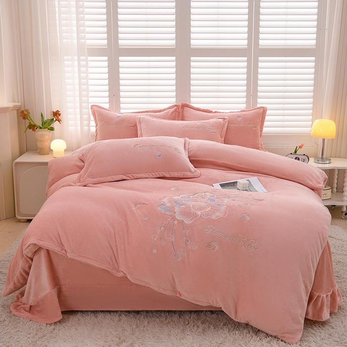 91家纺网 家纺一手货源 找家纺 绒小宣  2025新款加厚牛奶绒刺绣花保暖四件套-花开富贵提供买家秀 花开富贵-浅粉