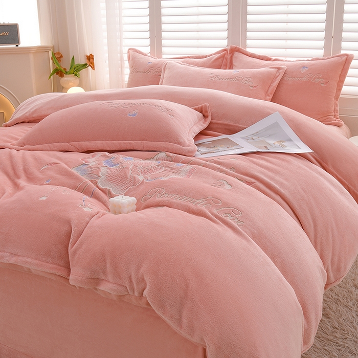 91家纺网 家纺一手货源 找家纺 绒小宣  2025新款加厚牛奶绒刺绣花保暖四件套-花开富贵提供买家秀 花开富贵-浅粉