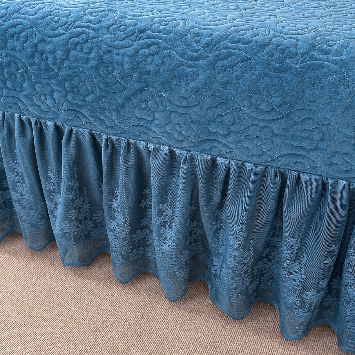 91家纺网 家纺一手货源 找家纺 情恒家纺 2025新款宝宝绒单品床盖床盖三件套玫瑰盛典系列 玫瑰盛典 深海蓝