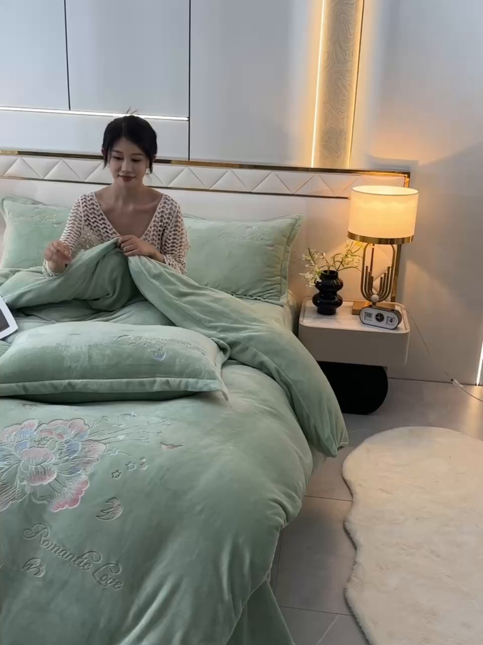 91家纺网 家纺一手货源 找家纺 绒小宣  2025新款加厚牛奶绒刺绣花保暖四件套-花开富贵提供买家秀 花开富贵-抹茶绿