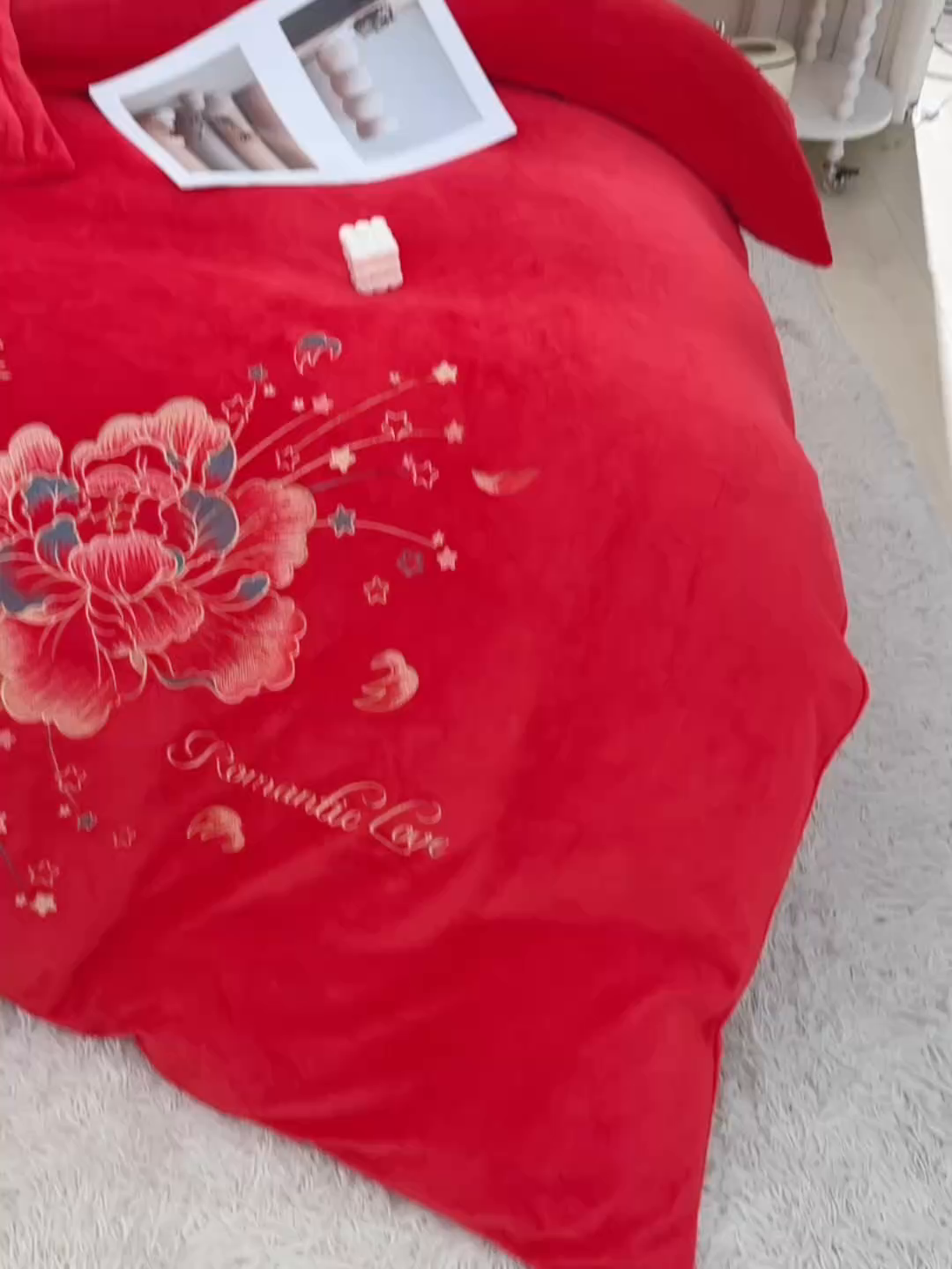 91家纺网 家纺一手货源 找家纺 绒小宣  2025新款加厚牛奶绒刺绣花保暖四件套-花开富贵提供买家秀 花开富贵-中国红