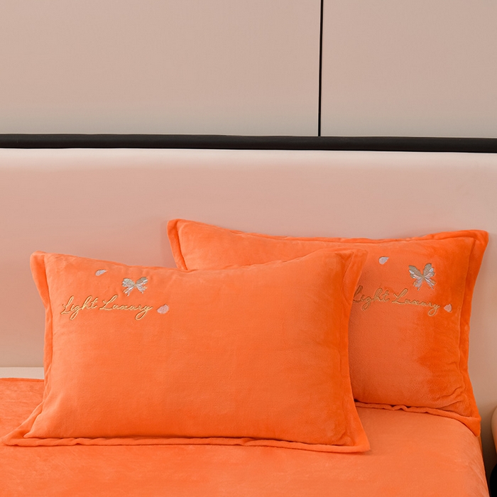 91家纺网 家纺一手货源 找家纺 绒小宣 2025新款A类牛奶绒刺绣四件套-蝶恋花 苏打橙