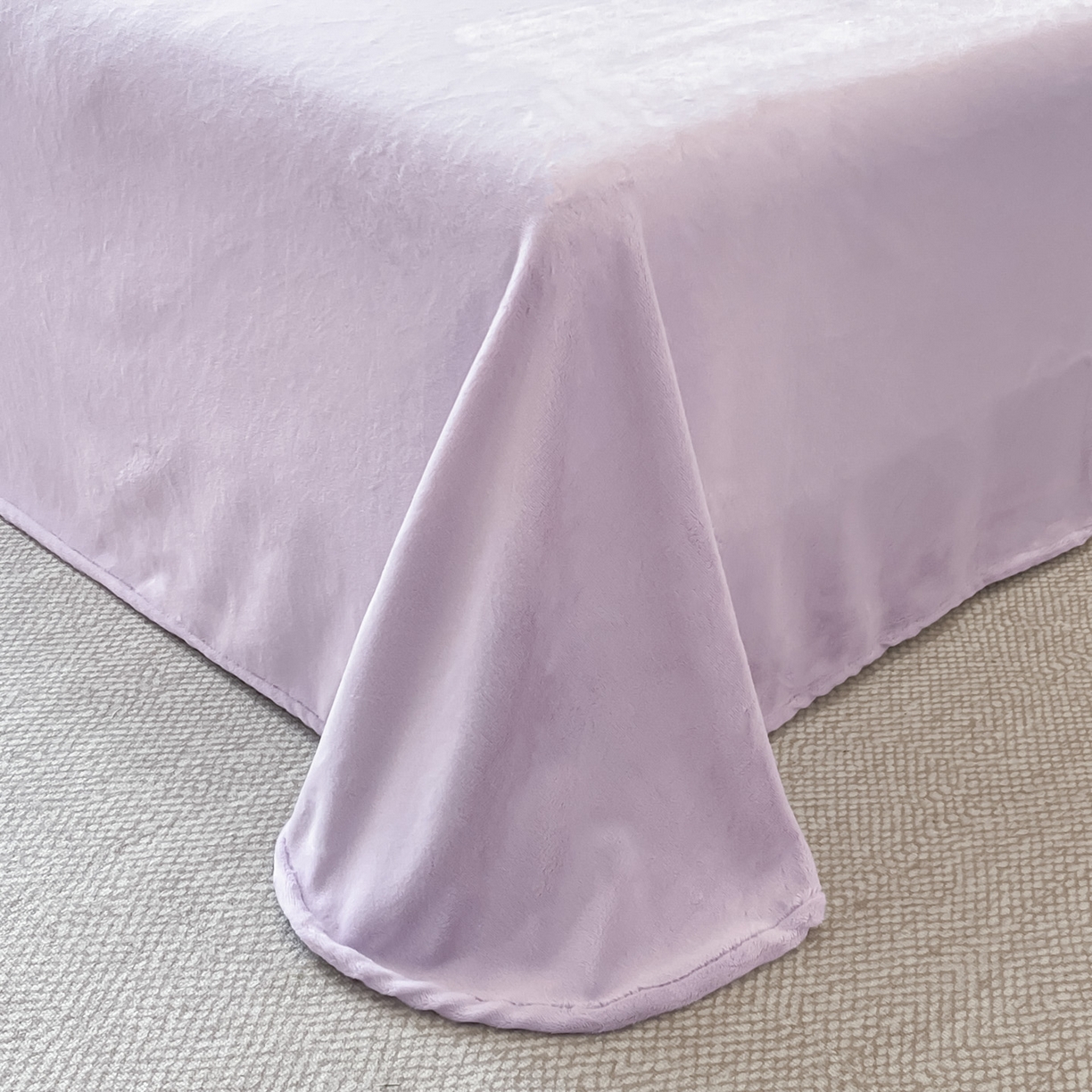 91家纺网 家纺一手货源 找家纺 博纳家纺 2025新款加厚牛奶绒雕花刺绣四件套-飞羽 控价劵后168（严格按控价来） 飞羽-浅紫