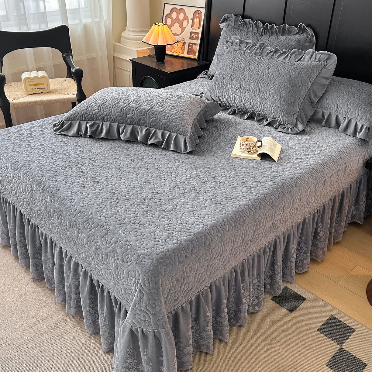 91家纺网 家纺一手货源 找家纺 情恒家纺 2025新款宝宝绒床盖三四件套玫瑰盛典 玫瑰盛典 静夜灰