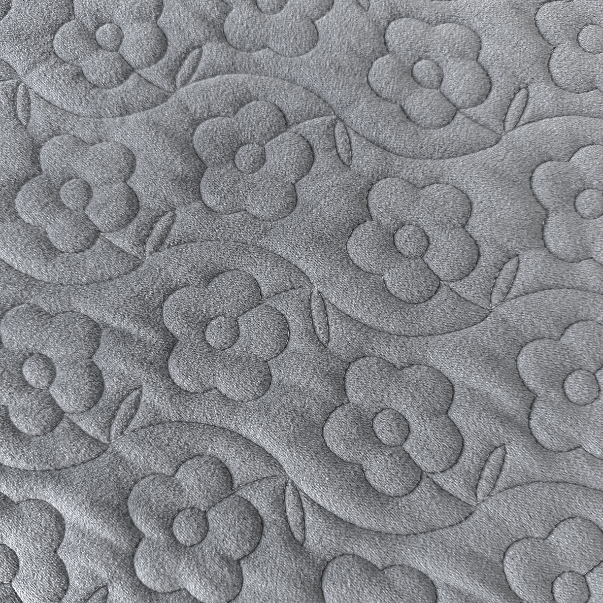 91家纺网 家纺一手货源 找家纺 情恒家纺 2025新款宝宝绒床盖三四件套玫瑰盛典 玫瑰盛典 静夜灰