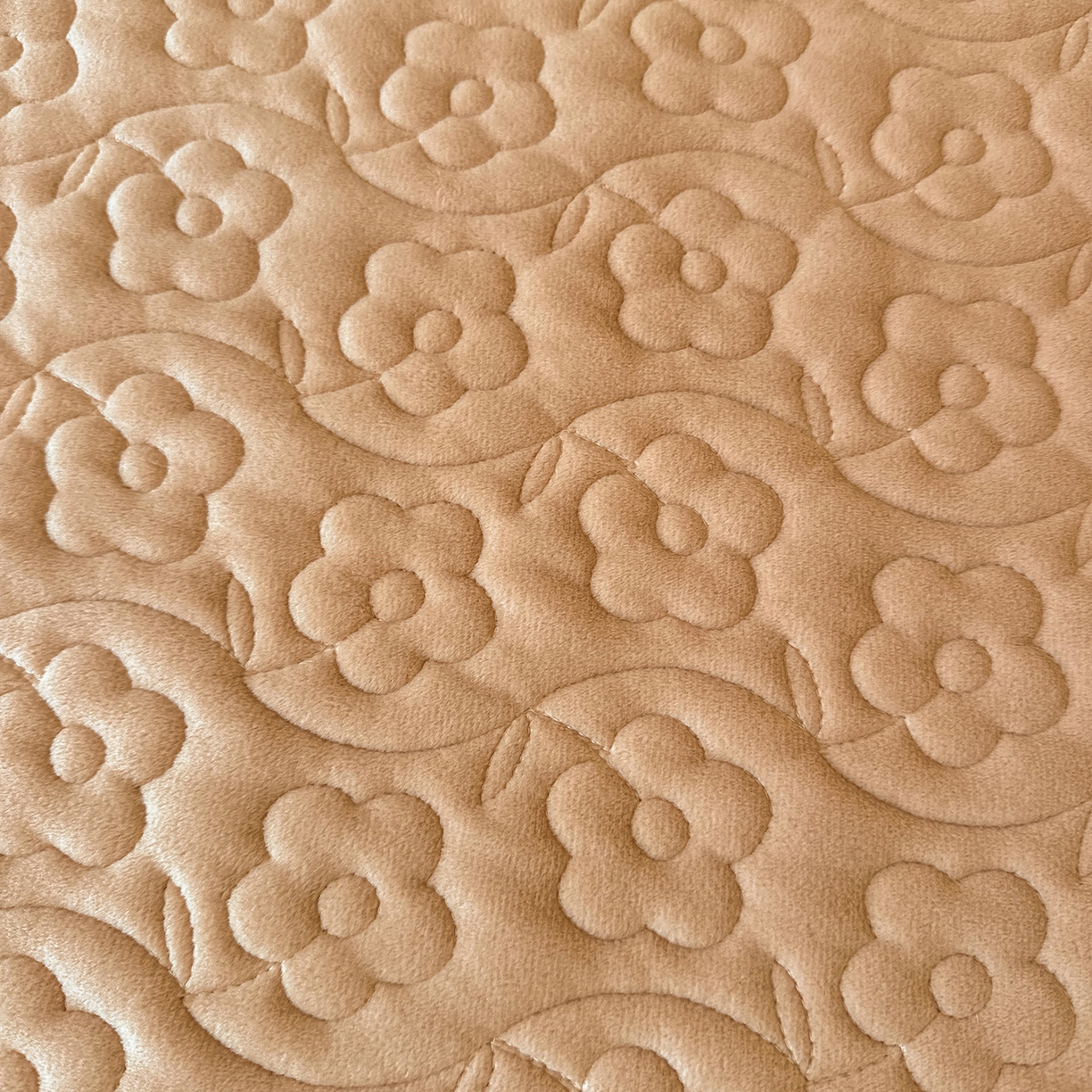 91家纺网 家纺一手货源 找家纺 情恒家纺 2025新款宝宝绒床盖三四件套玫瑰盛典 玫瑰盛典 暖驼色