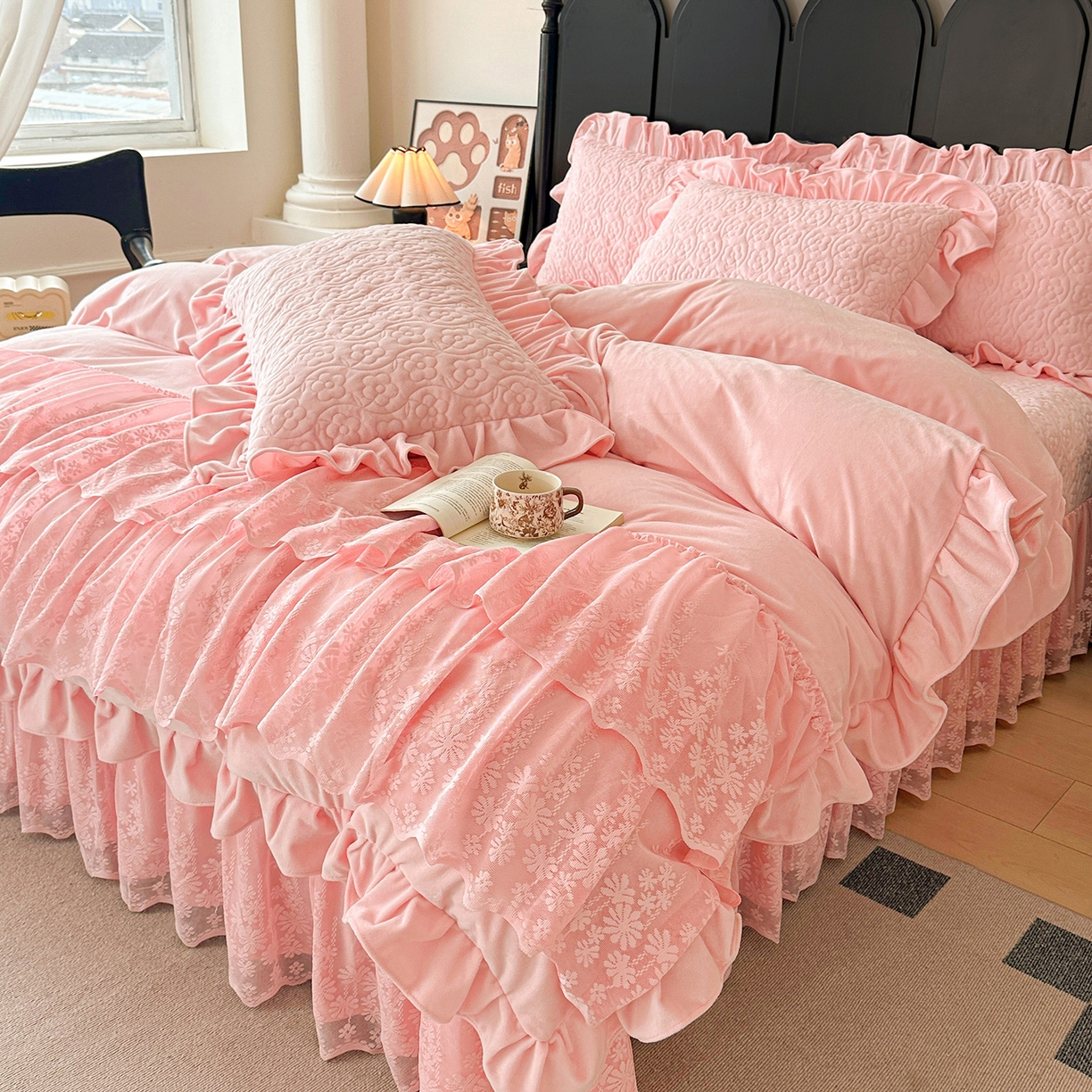 91家纺网 家纺一手货源 找家纺 情恒家纺 2025新款宝宝绒床盖三四件套玫瑰盛典 玫瑰盛典 香妃粉