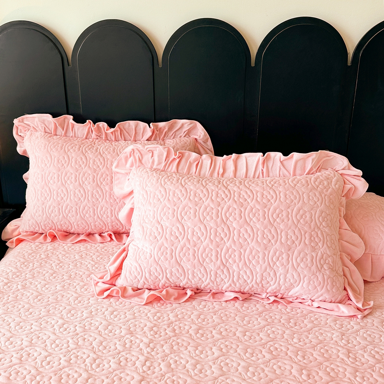 91家纺网 家纺一手货源 找家纺 情恒家纺 2025新款宝宝绒床盖三四件套玫瑰盛典 玫瑰盛典 香妃粉