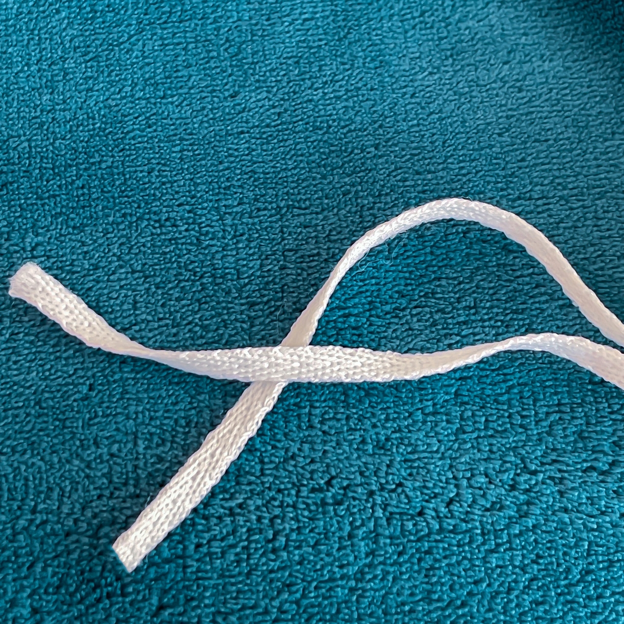 91家纺网 家纺一手货源 找家纺 绒小宣 2025新A类牛奶绒贴布绣四件套-花语 花语-宝石蓝