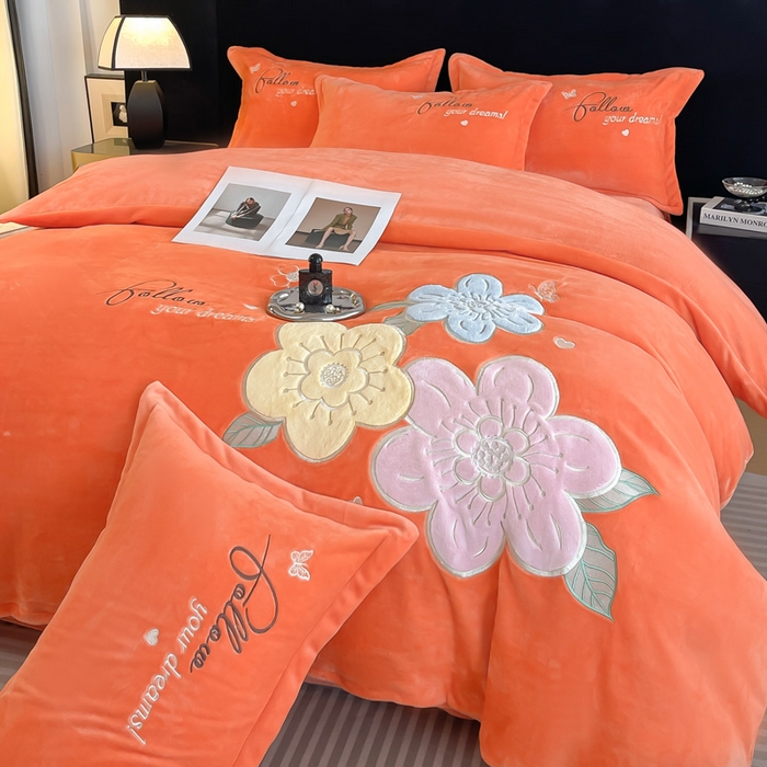 91家纺网 家纺一手货源 找家纺 绒小宣 2025新A类牛奶绒贴布绣四件套-花语 花语-清新橙