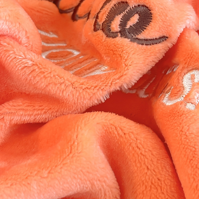 91家纺网 家纺一手货源 找家纺 绒小宣 2025新A类牛奶绒贴布绣四件套-花语 花语-清新橙