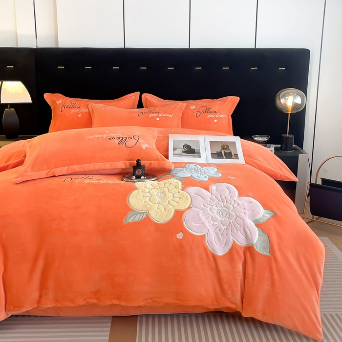 91家纺网 家纺一手货源 找家纺 绒小宣 2025新A类牛奶绒贴布绣四件套-花语 花语-清新橙