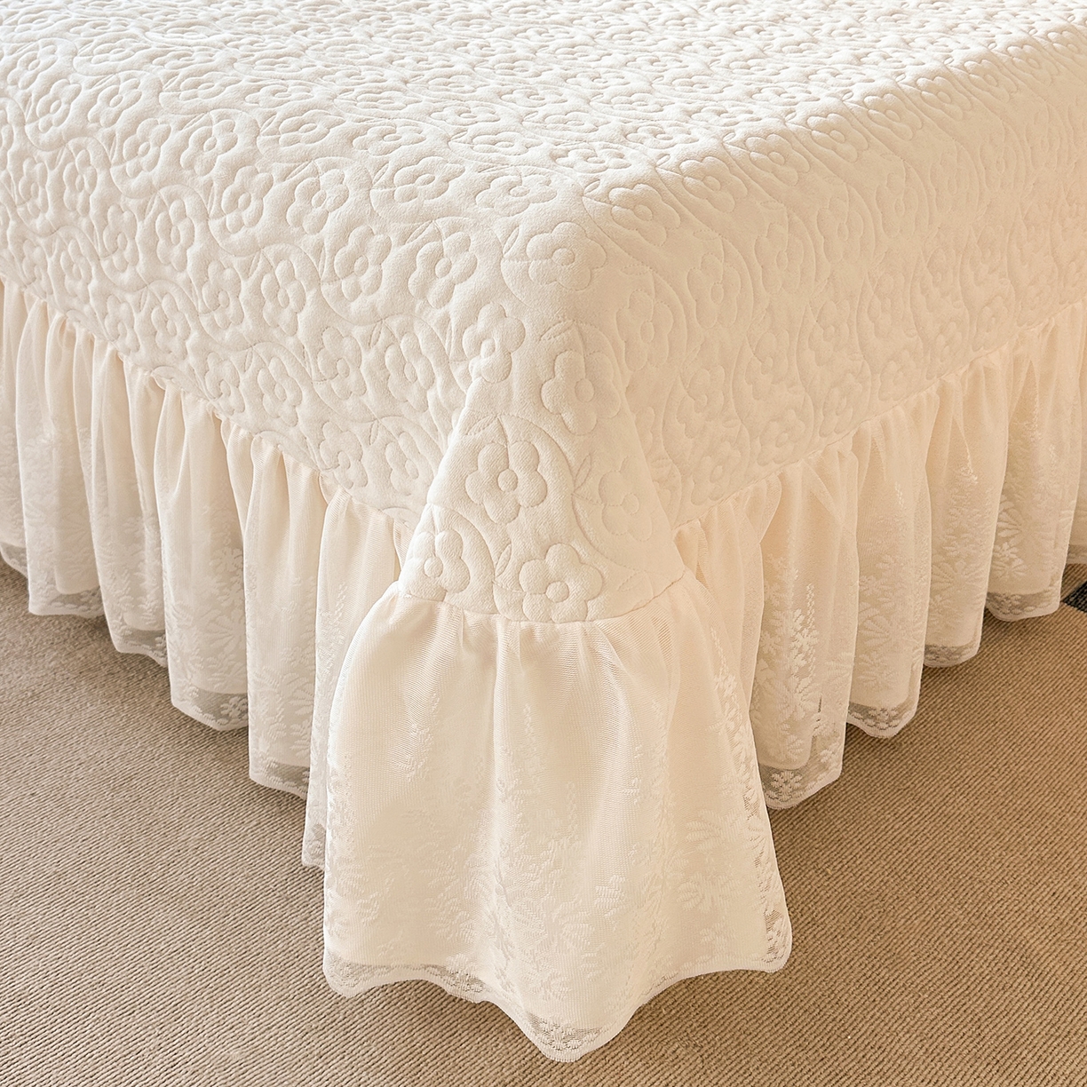 91家纺网 家纺一手货源 找家纺 情恒家纺 2025新款宝宝绒床盖三四件套玫瑰盛典 玫瑰盛典 云朵白