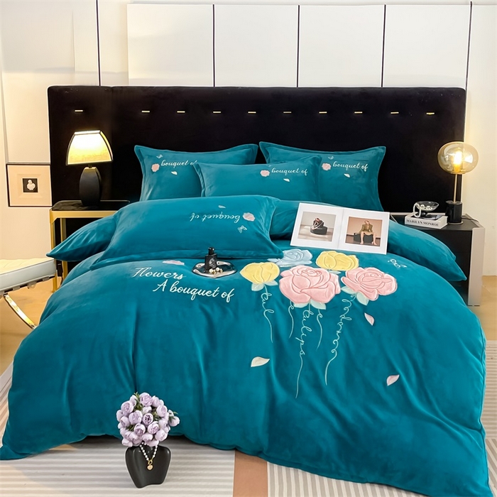 91家纺网 家纺一手货源 找家纺 （总）绒小宣 2025新款A类牛奶绒贴布绣四件套-玫瑰爱恋