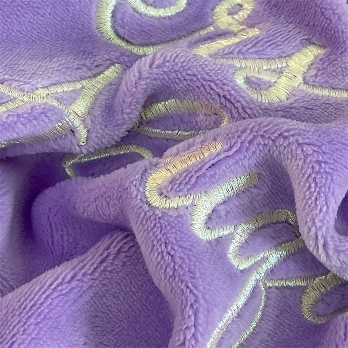 91家纺网 家纺一手货源 找家纺 绒小宣 2025新款A类牛奶绒贴布绣四件套-玫瑰爱恋 玫瑰爱恋-浅夏紫