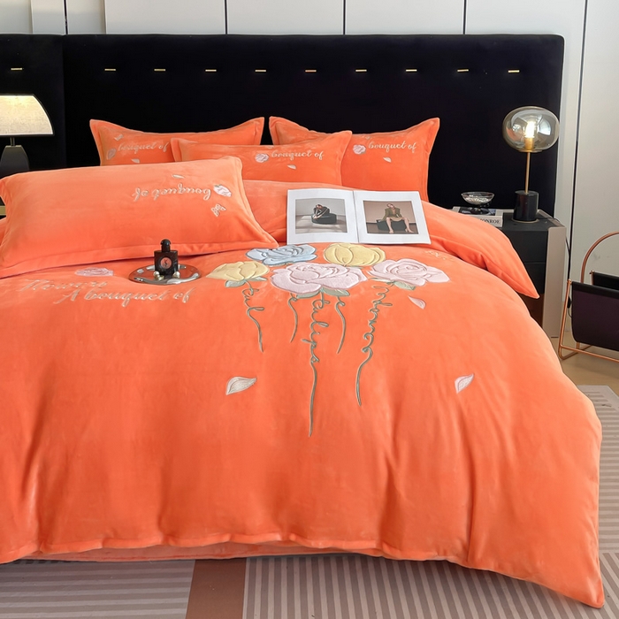 91家纺网 家纺一手货源 找家纺 绒小宣 2025新款A类牛奶绒贴布绣四件套-玫瑰爱恋 玫瑰爱恋-橙色