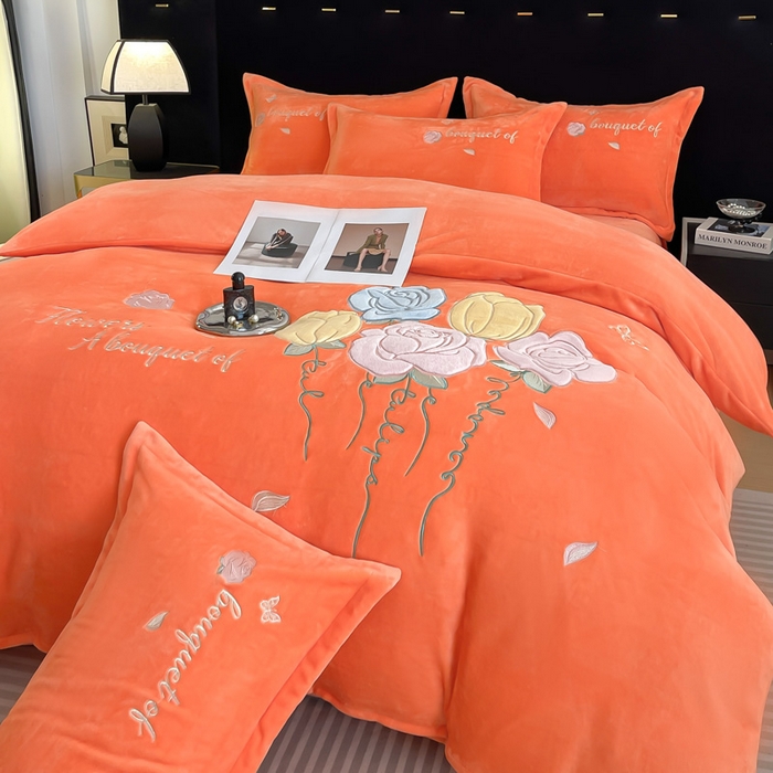 91家纺网 家纺一手货源 找家纺 绒小宣 2025新款A类牛奶绒贴布绣四件套-玫瑰爱恋 玫瑰爱恋-橙色