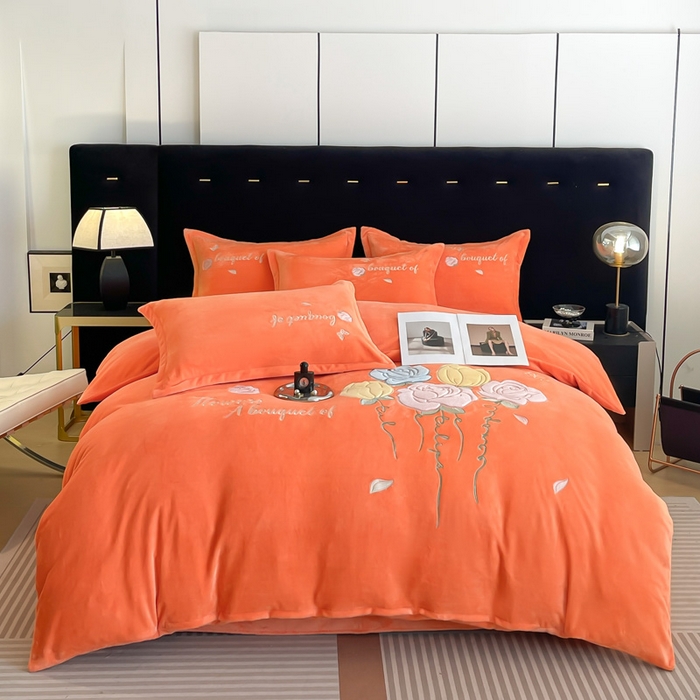 91家纺网 家纺一手货源 找家纺 绒小宣 2025新款A类牛奶绒贴布绣四件套-玫瑰爱恋 玫瑰爱恋-橙色