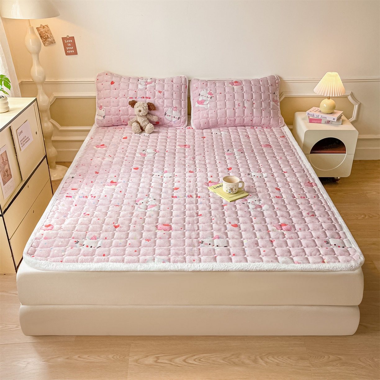 91家纺网 家纺一手货源 找家纺 （总）美澳家纺 2025新款印花牛奶绒加厚夹棉床褥床垫