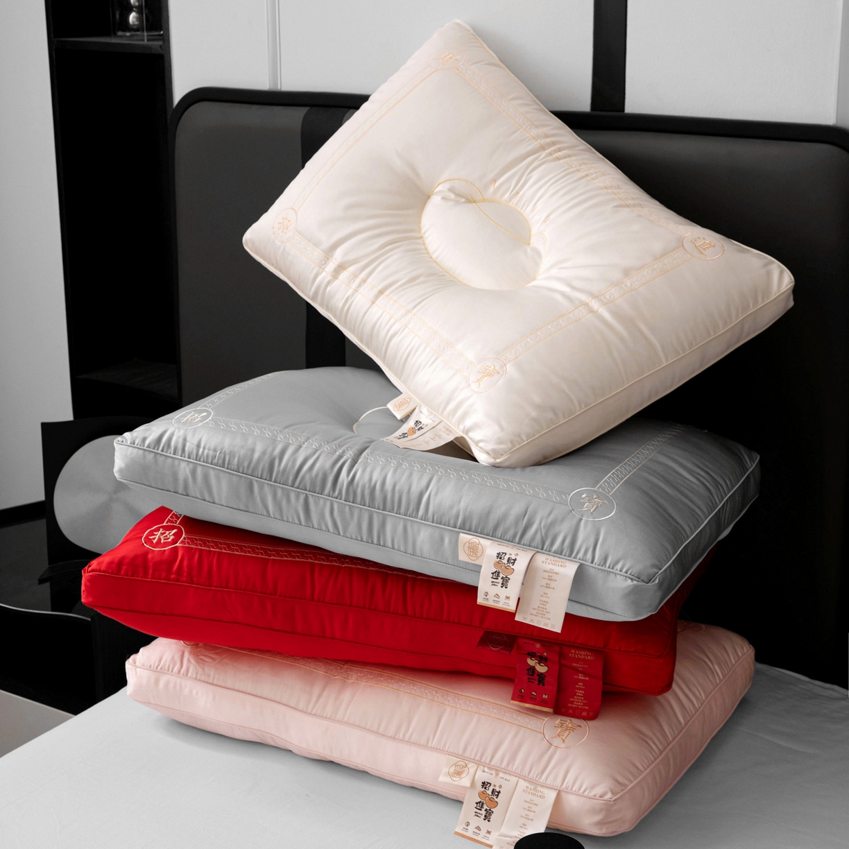 91家纺网 家纺一手货源 找家纺 亦帆枕芯 2025新款招财进宝羽丝绒枕头枕芯仿蚕丝不塌陷护颈定型枕枕头枕芯 组合图仅供展示不可下单