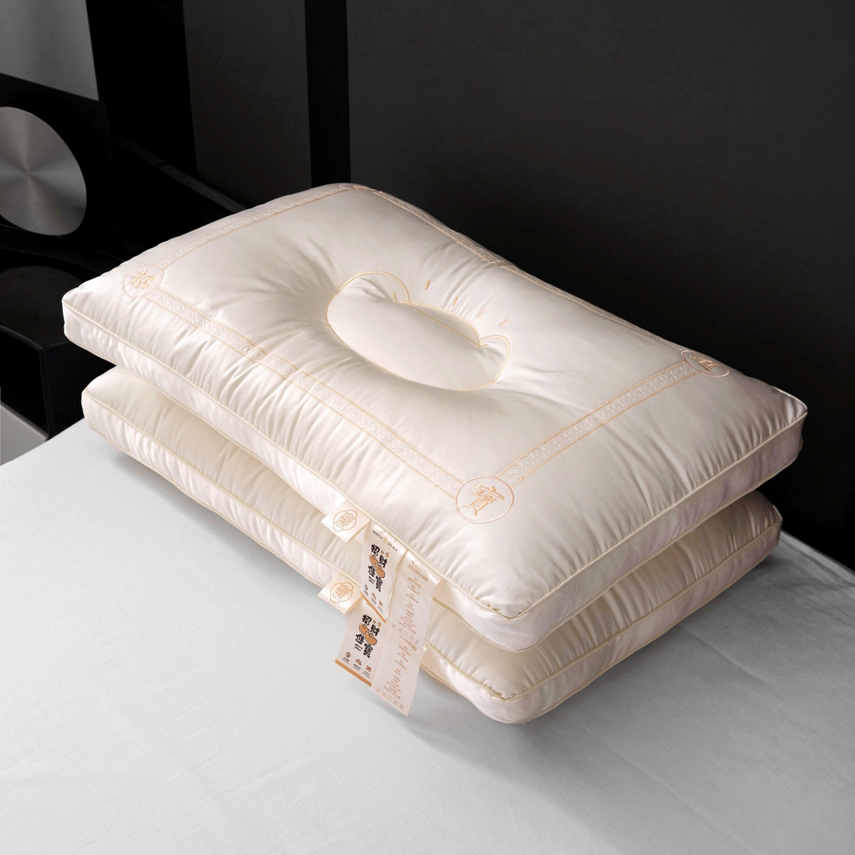 91家纺网 家纺一手货源 找家纺 亦帆枕芯 2025新款招财进宝羽丝绒枕头枕芯仿蚕丝不塌陷护颈定型枕枕头枕芯 招财进宝玉色