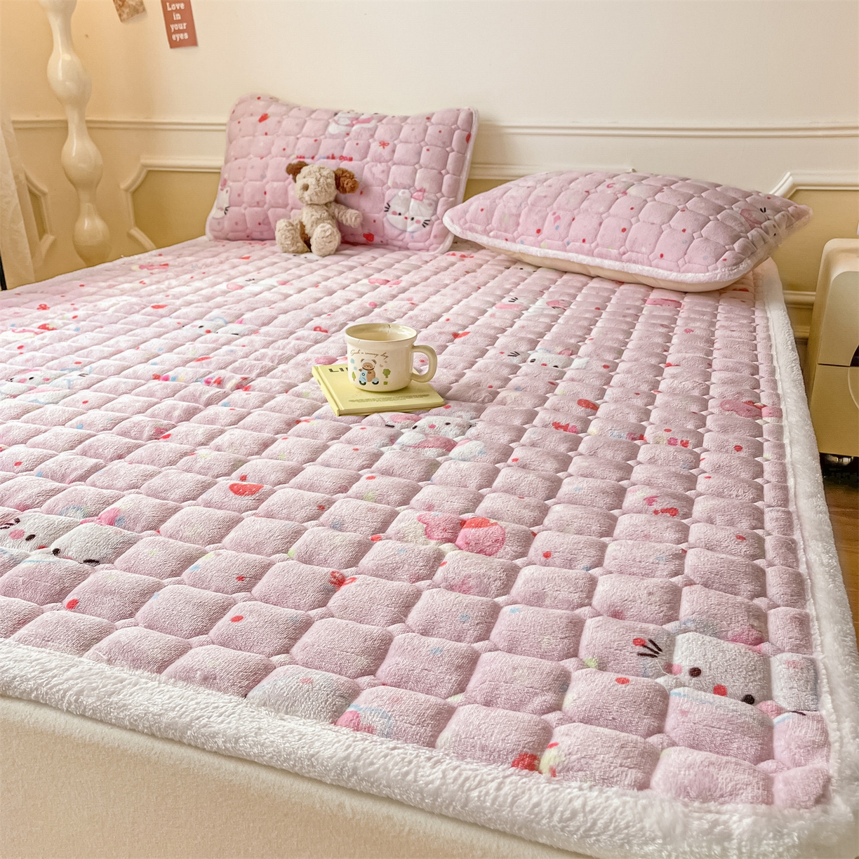 91家纺网 家纺一手货源 找家纺 （总）美澳家纺 2025新款印花牛奶绒加厚夹棉床褥床垫