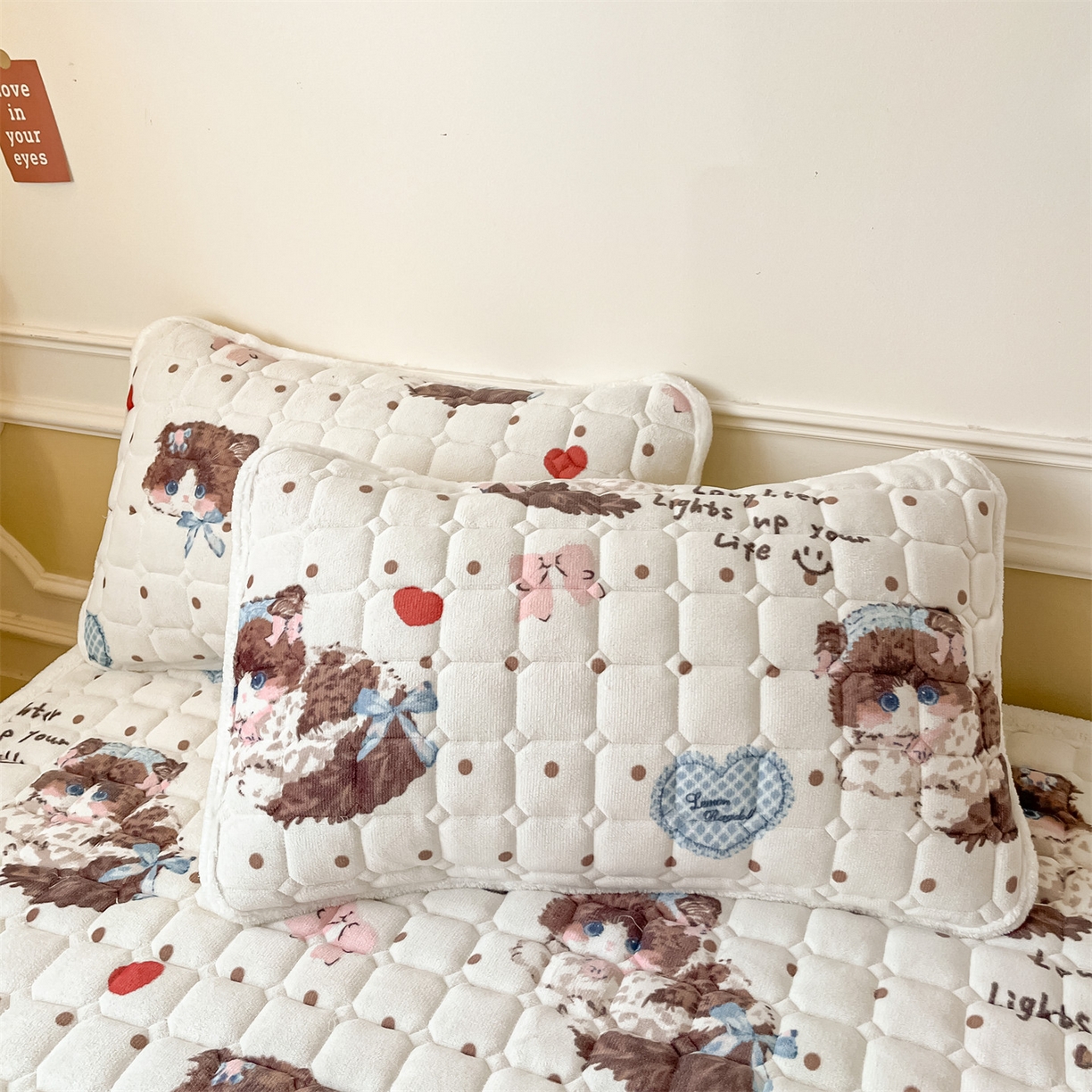 91家纺网 家纺一手货源 找家纺 美澳家纺 2025新款印花牛奶绒加厚夹棉床褥床垫 甜美喵