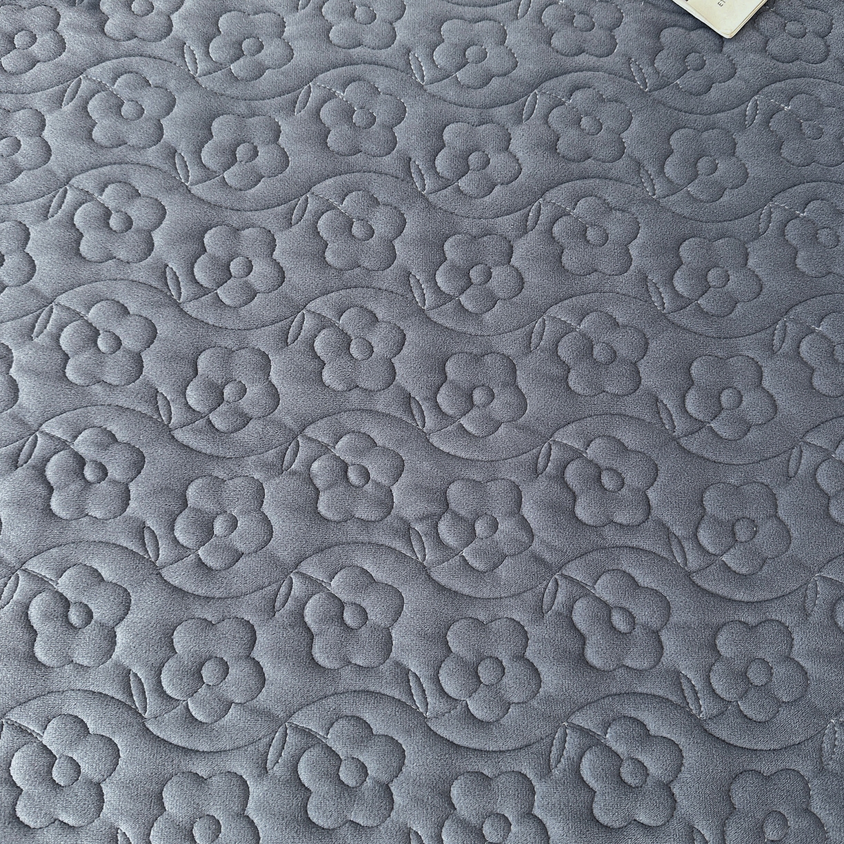 91家纺网 家纺一手货源 找家纺 情恒家纺 2025新款宝宝绒夹棉单品床裙单件床裙玫瑰盛典系列 玫瑰盛典 静夜灰