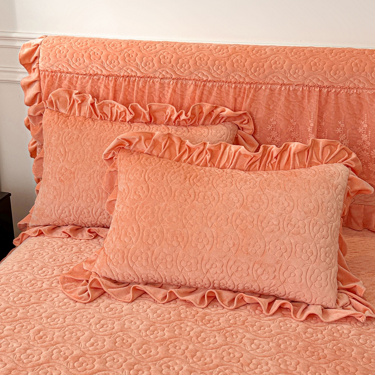 91家纺网 家纺一手货源 找家纺 情恒家纺 2025新款宝宝绒夹棉单品床裙单件床裙玫瑰盛典系列 玫瑰盛典 明媚橙