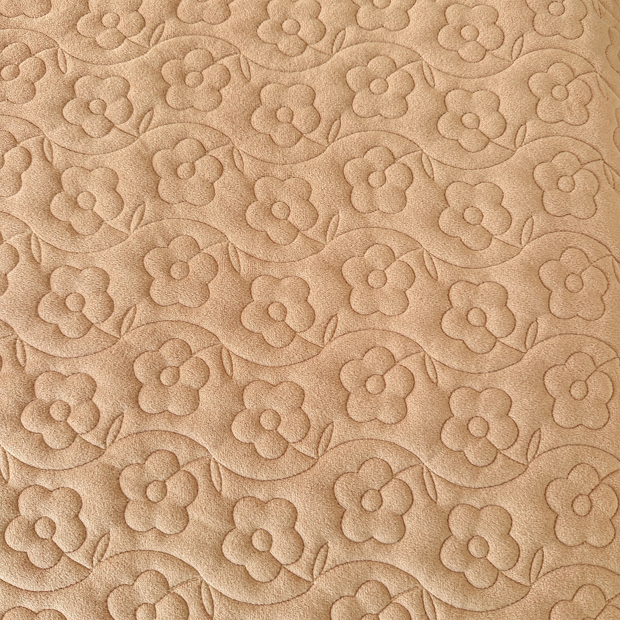 91家纺网 家纺一手货源 找家纺 情恒家纺 2025新款宝宝绒夹棉单品床裙单件床裙玫瑰盛典系列 玫瑰盛典 暖驼色