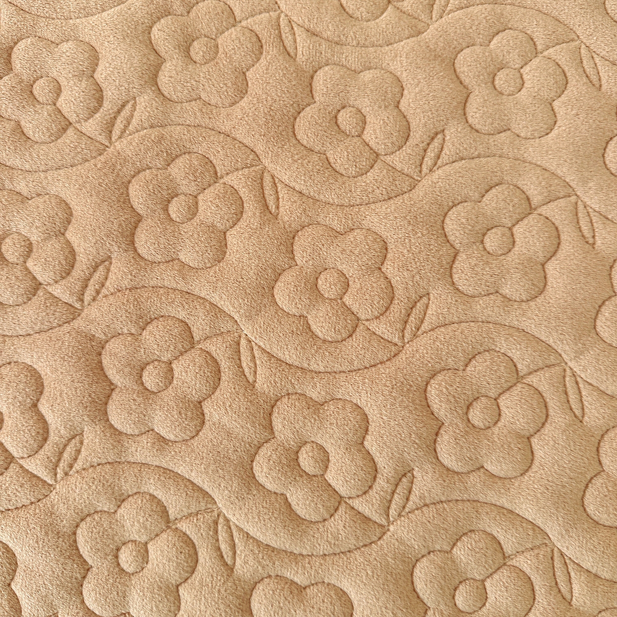 91家纺网 家纺一手货源 找家纺 情恒家纺 2025新款宝宝绒夹棉床裙三四五件套-玫瑰盛典 玫瑰盛典 暖驼色