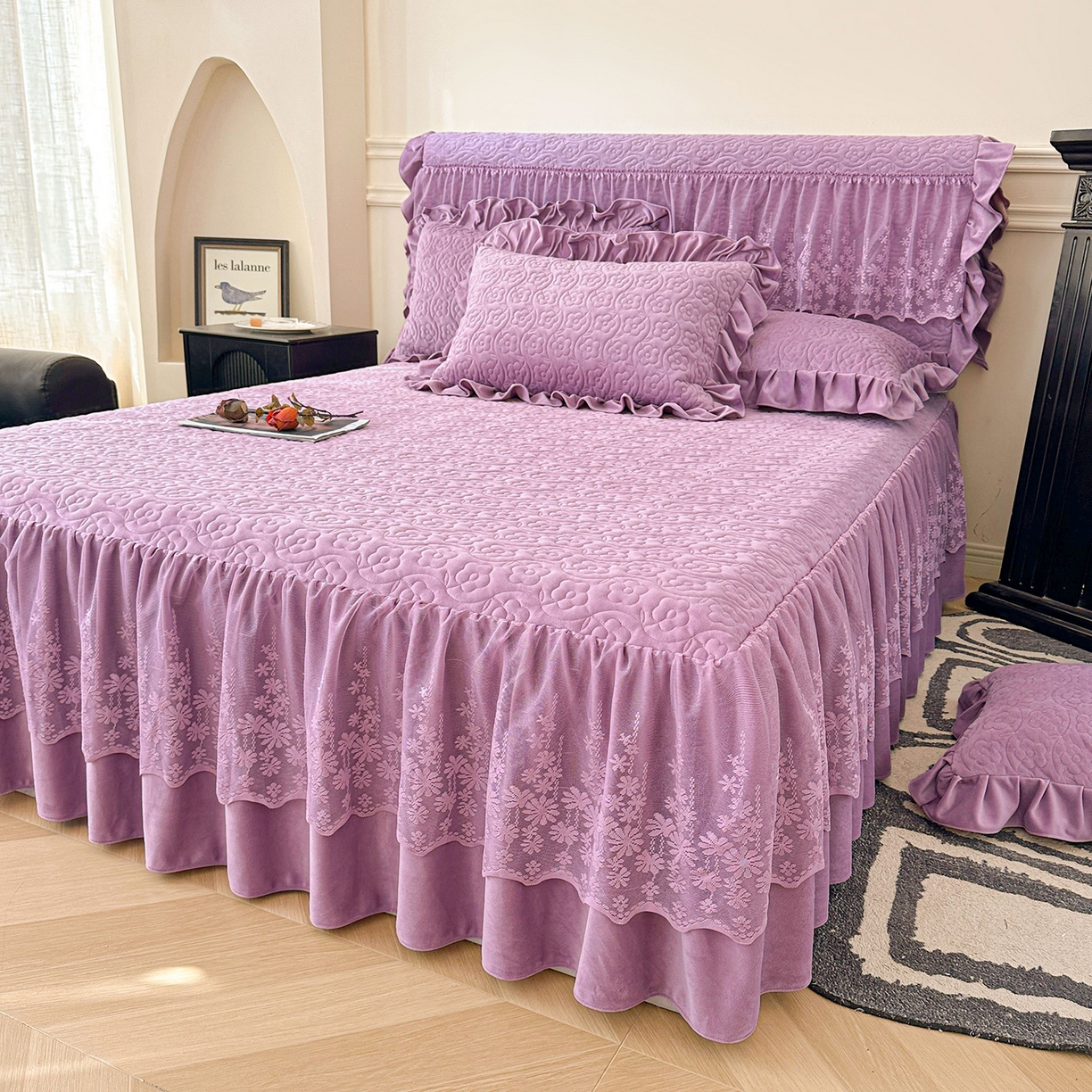 91家纺网 家纺一手货源 找家纺 情恒家纺 2025新款宝宝绒夹棉床裙三四五件套-玫瑰盛典 玫瑰盛典 优雅紫