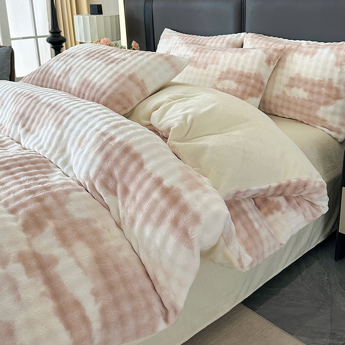 91家纺网 家纺一手货源 找家纺 梵克保罗 2024秋冬绒套件无纺布包装-系列二（50个起拿不退换） 时尚-玉